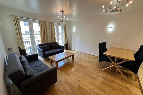 2 bedroom apartment to rent, Apartment 4, Victoria House, Livery Street, CV32 4NP