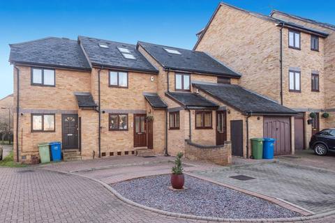 2 Midship Close, London, SE16 6BT