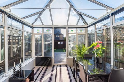 2 Midship Close, London, SE16 6BT