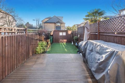 2 Midship Close, London, SE16 6BT