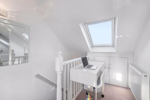 2 Midship Close, London, SE16 6BT