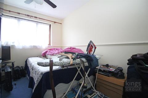20 Aylets Field, Harlow, CM18 7LW