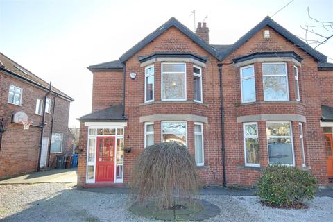247 Cottingham Road, Hull, HU5 4AU