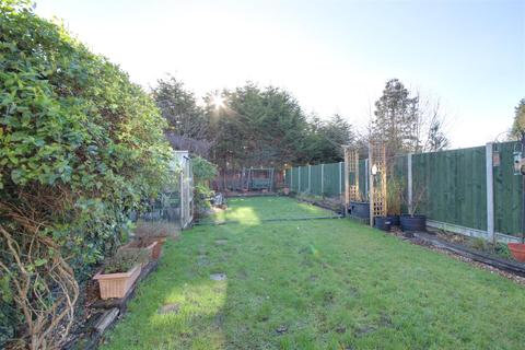 247 Cottingham Road, Hull, HU5 4AU