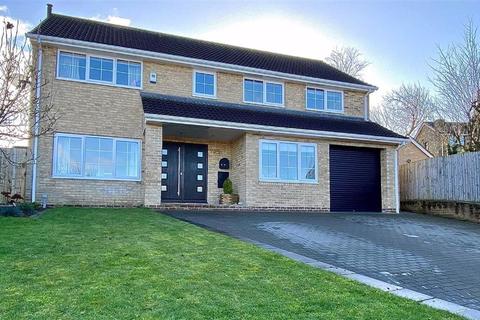6 Chiltern Drive, Mirfield, WF14 8PZ