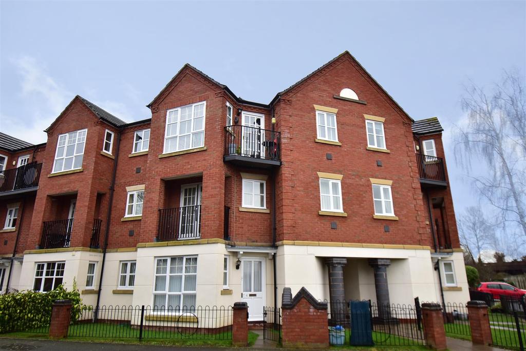 12a Trafalgar Place, Shrewsbury SY2 5EH 2 bed apartment £165,000