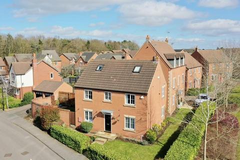 2 Home Close, Grange Park, Northampton, NN4 5BL