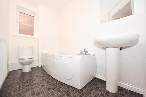 Apartment 20, Ansell Court Ansell Way, Warwick, CV34 4LZ