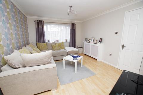 33 Barrington Close, Swindon, SN3 6HF