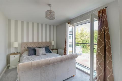 2 Apollo Drive, Southend-on-sea, SS2 4GU