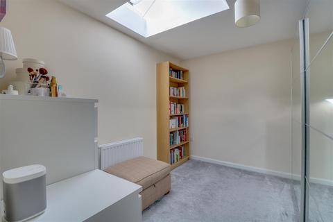 2 Apollo Drive, Southend-on-sea, SS2 4GU