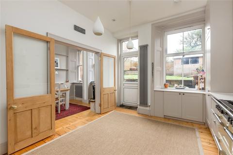 8 Lismore Crescent, Edinburgh, EH8 7DN
