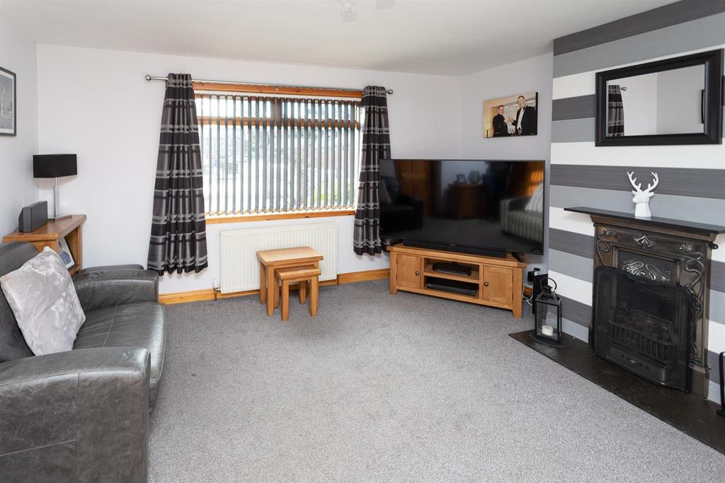 Marshall Place, Luncarty,Perth 3 bed house £178,000