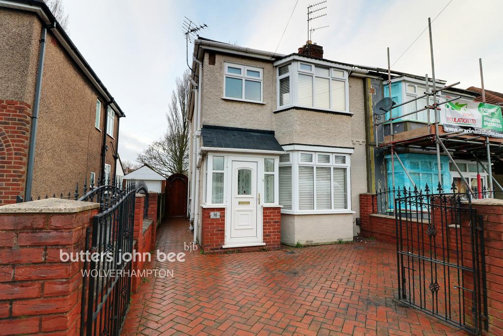 Hadley Road, Bilston 3 bed semidetached house £160,000