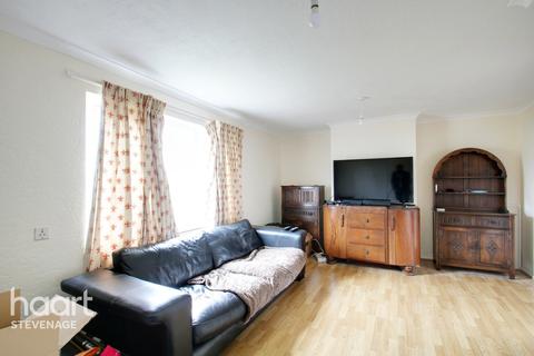 18 Bernhardt Crescent, Stevenage, SG2 0DR