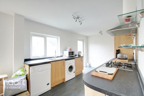 18 Bernhardt Crescent, Stevenage, SG2 0DR