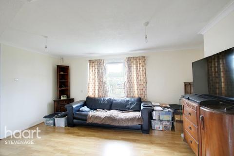 18 Bernhardt Crescent, Stevenage, SG2 0DR