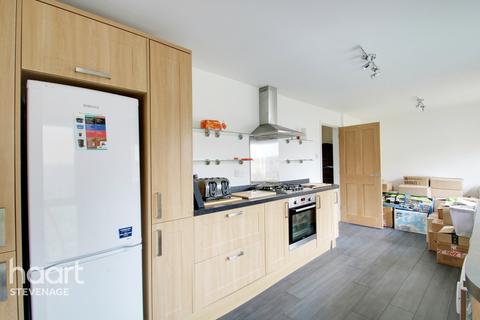 18 Bernhardt Crescent, Stevenage, SG2 0DR