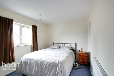 18 Bernhardt Crescent, Stevenage, SG2 0DR