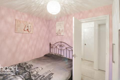 31 Bornedene, Potters Bar, EN6 3EL