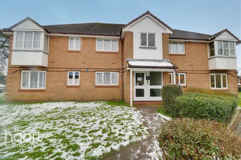 31 Bornedene, Potters Bar, EN6 3EL