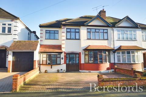 19 Repton Drive, Romford, RM2 5LP