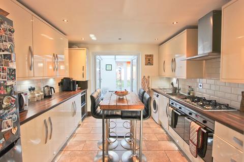 71 Carlyle Road, London, E12 6BW