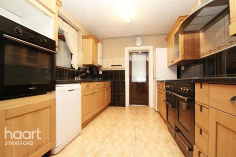 4 Dunmow Road, London, E15 1TZ