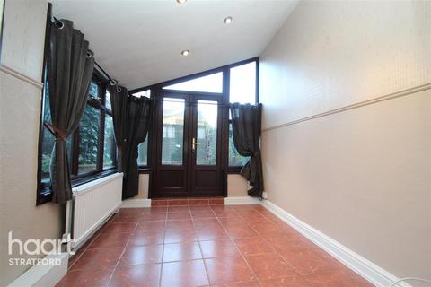 4 Dunmow Road, London, E15 1TZ