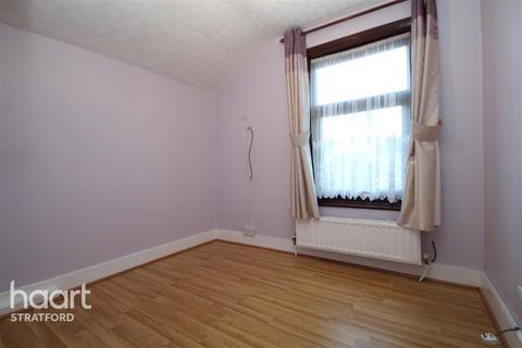 4 Dunmow Road, London, E15 1TZ