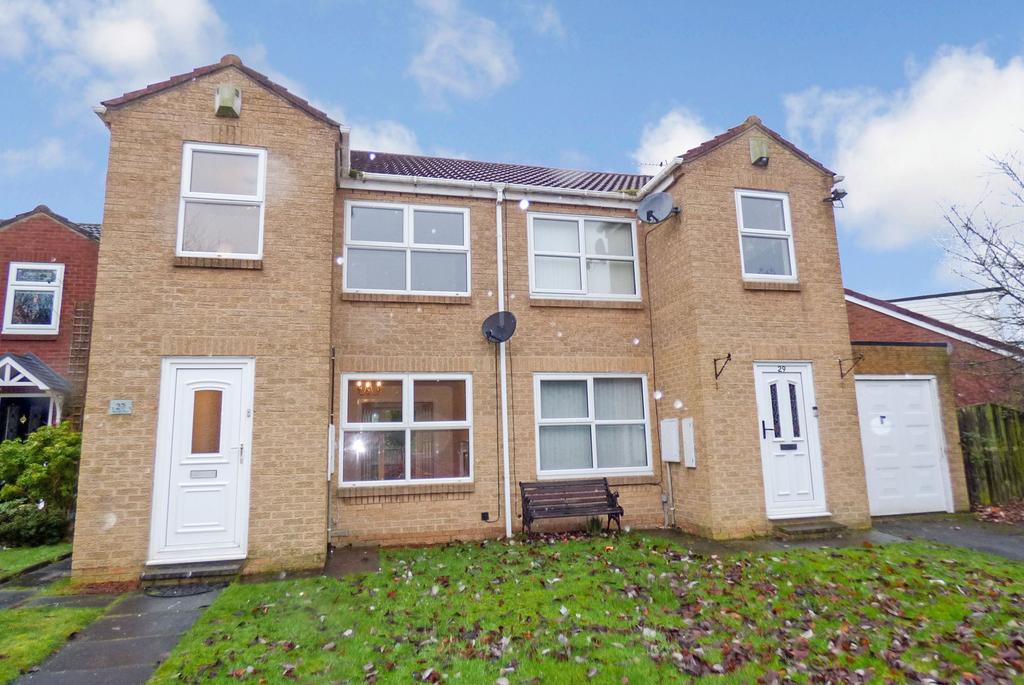 Hassop Way, Bedlington, Northumberland, NE22 7LE 3 bed semidetached house £650 pcm (£150 pw)
