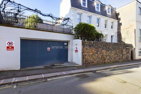 4 bedroom semi-detached house for sale, St Helier