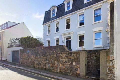 4 bedroom semi-detached house for sale, St Helier
