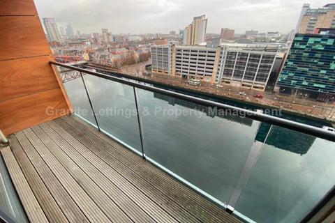 2 bedroom apartment to rent, City Lofts, 94 The Quays, Salford, M50 3TS