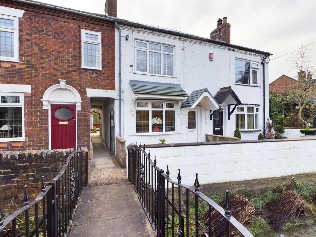 Trent Terrace, Norton Green, StokeOnTrent, ST6 8PE 2 bed terraced house for sale £145,000 Trent Terrace, Norton Green, StokeOnTrent, ST6 8PE 2 bed terraced house for sale £145,000