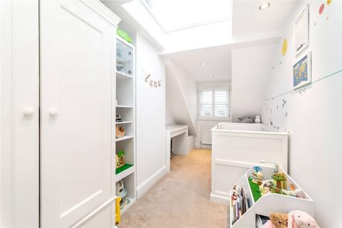 3 bedroom flat to rent, Shirland Road, London