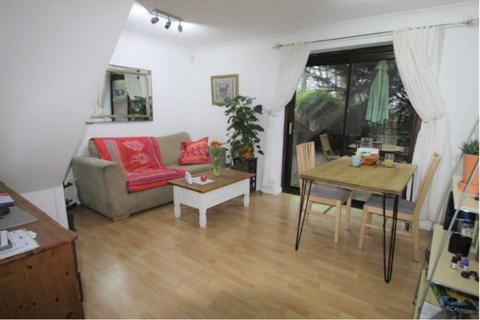 2 bedroom end of terrace house to rent, Trinity Street, Central Oxford