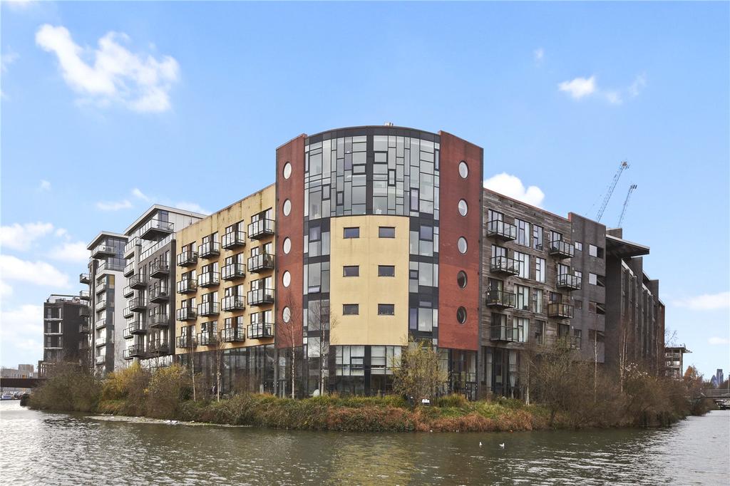 Omega Works, 4 Roach Road, Bow, E3 2 bed flat £1,700 pcm (£392 pw)
