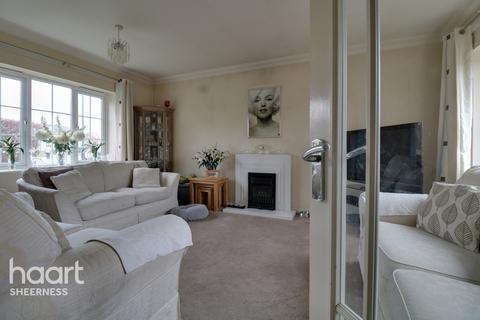 16 Avocet Walk, Iwade, Sittingbourne, ME9 8WS