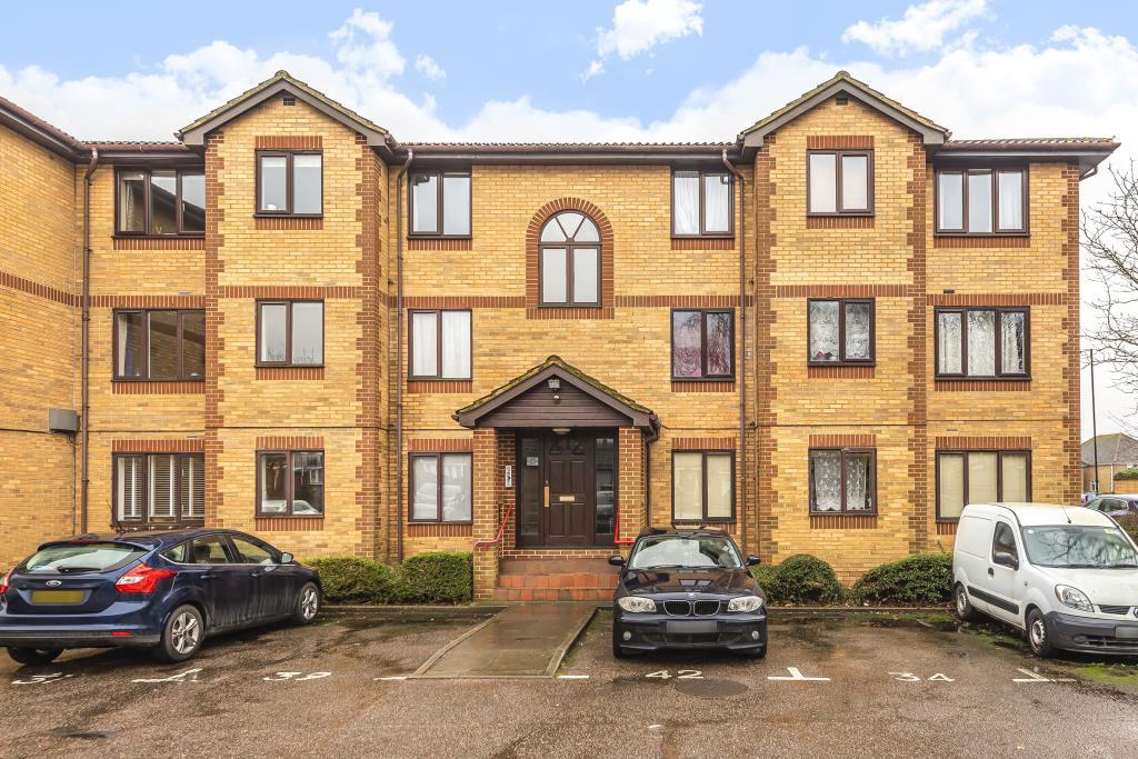 Burnham, Berkshire, SL1 1 bed flat £180,000