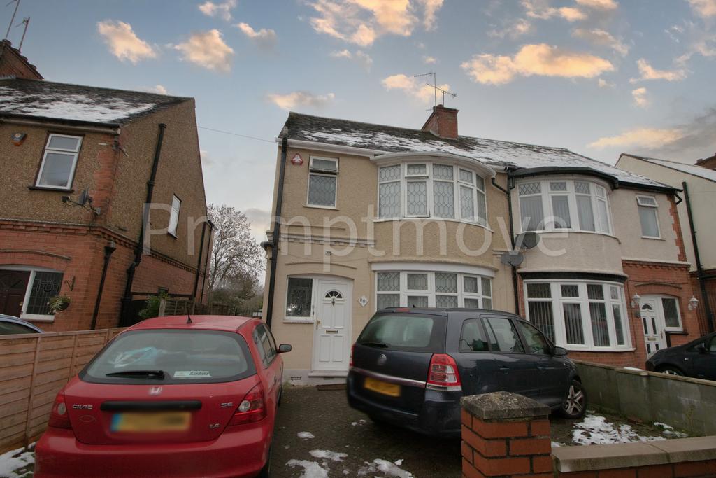 Wardown Crescent, Luton LU2 3 bed semidetached house £1,100 pcm (£