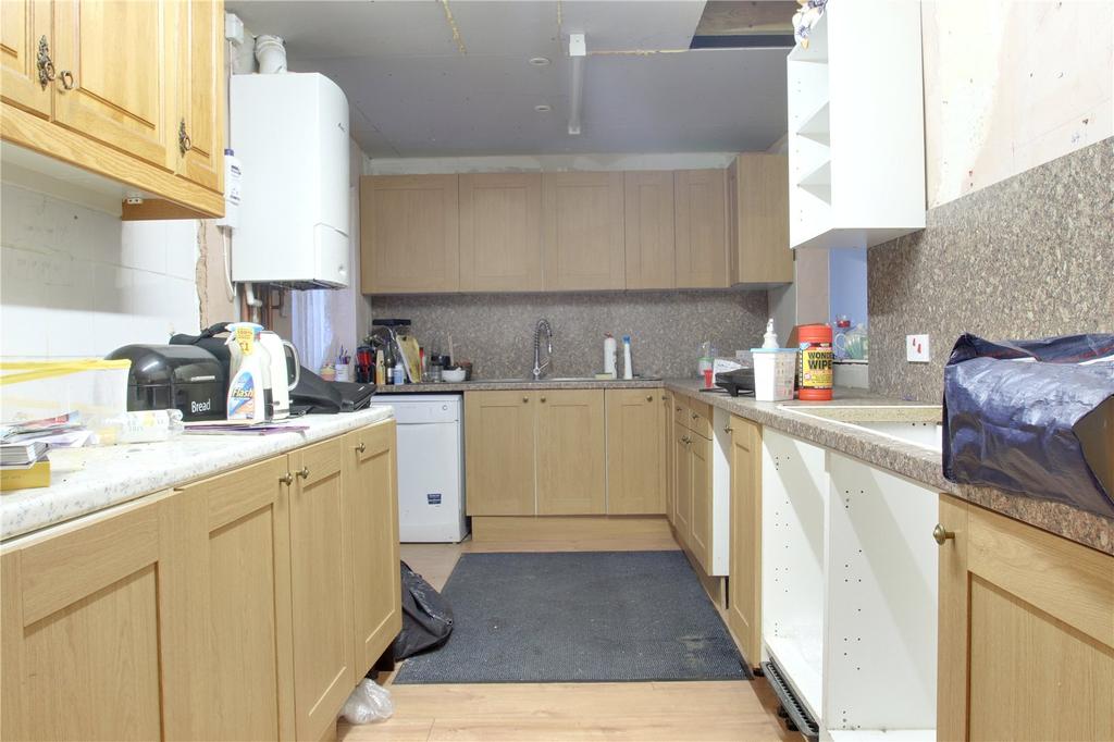 Old Manor Road, Rustington, Littlehampton, BN16 3 bed bungalow £375,000