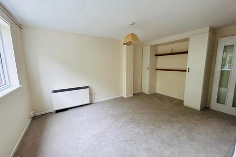 Studio to rent, Pebble Drive,  Didcot,  OX11