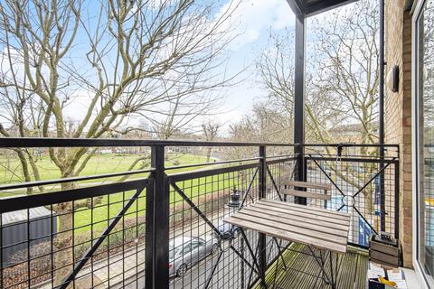 Apartment 2, 91 Alscot Road, London, SE1 3AH