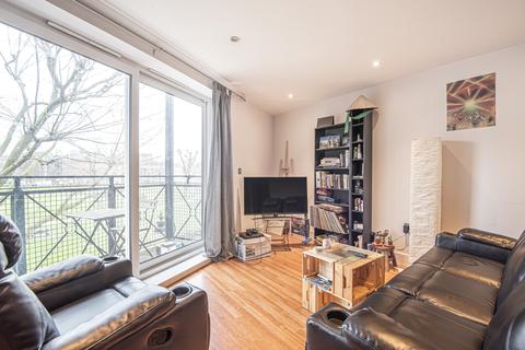 Apartment 2, 91 Alscot Road, London, SE1 3AH