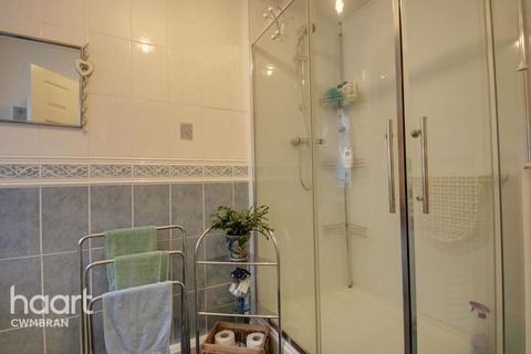 Tergwen Afon Close, New Inn, Pontypool, NP4 0QE