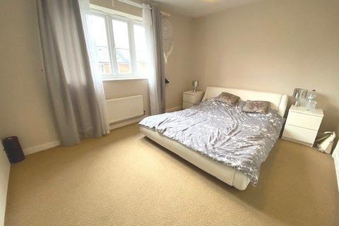 7 Acorn Close, Northampton, NN5 4BD