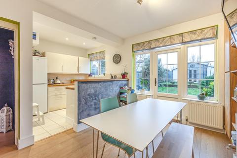 55 Abbots Way, Beckenham, BR3 3SE