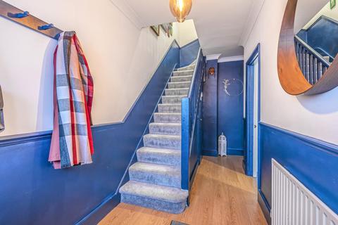 55 Abbots Way, Beckenham, BR3 3SE