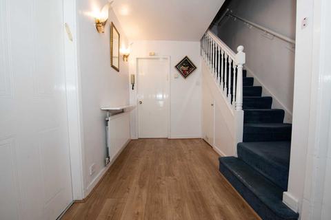 9 Cadogan Place, Salford, M7 4LQ